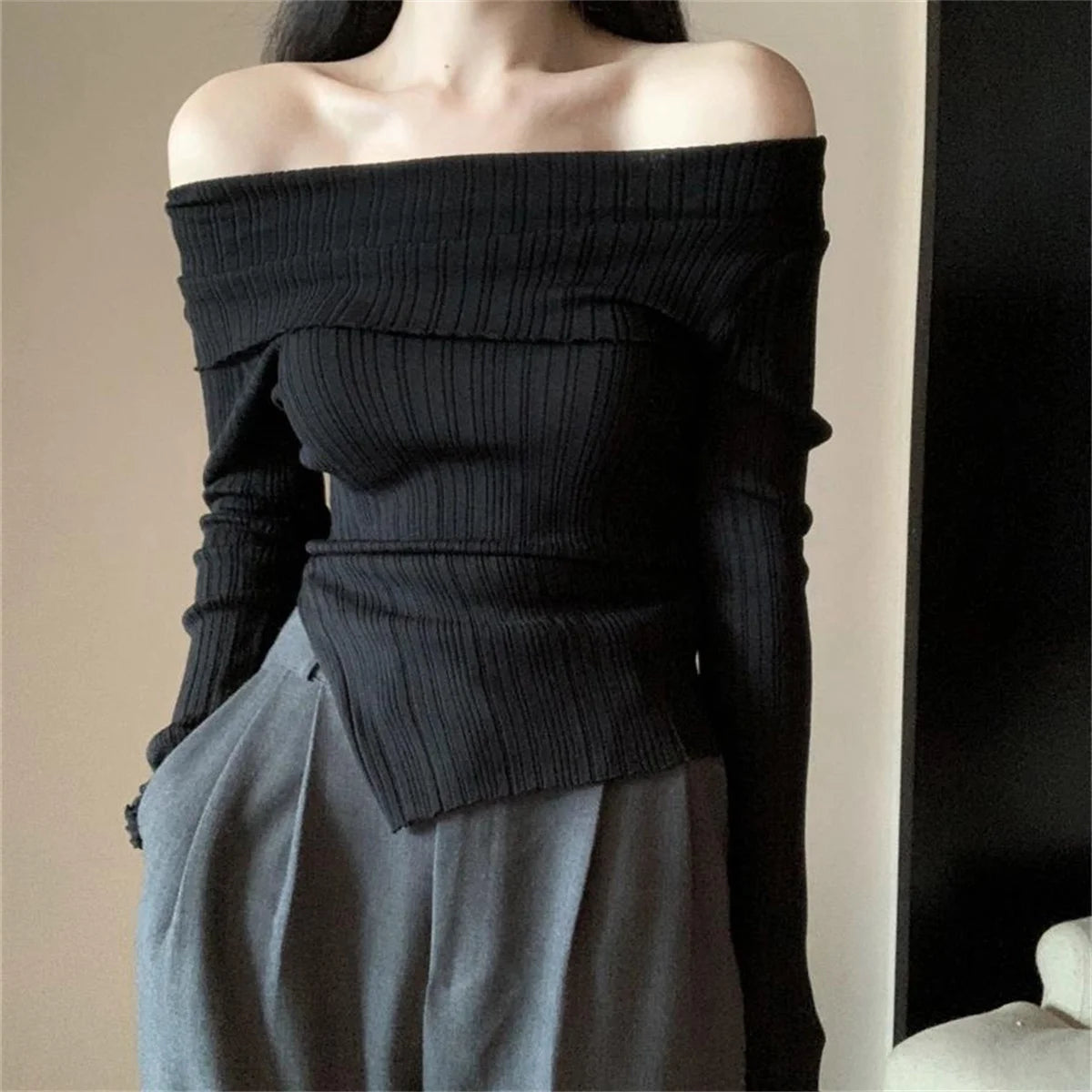 Women's Slash Neck Pullover Split Irregular Off Shoulder Top Black Long Sleeve Casual Korean Elegant Slim Fit Base Tees Y2K Tops