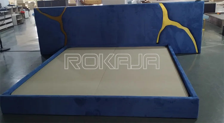 New Design Luxury King Size Bed Set Big Headboard Fabric Bed Mirrored Gold Double Bed Bedroom Furniture Set