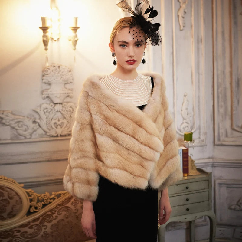 Women's Fur Coat 2223 Trend Natural Fur Short Mink Nature Color Outerwear Jackets Trench Coats New in Outdoor Clothes Clothing