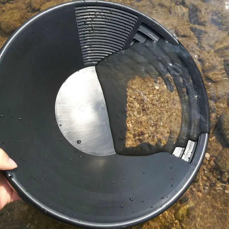 67JE Plastic Gold Pan Panning Prospecting Mining Fine Gold River Camping