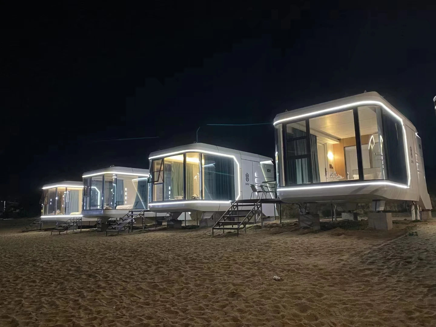 2024 newest design Resort Hotel, modern modular capsule cruiser vila,prefa container house home