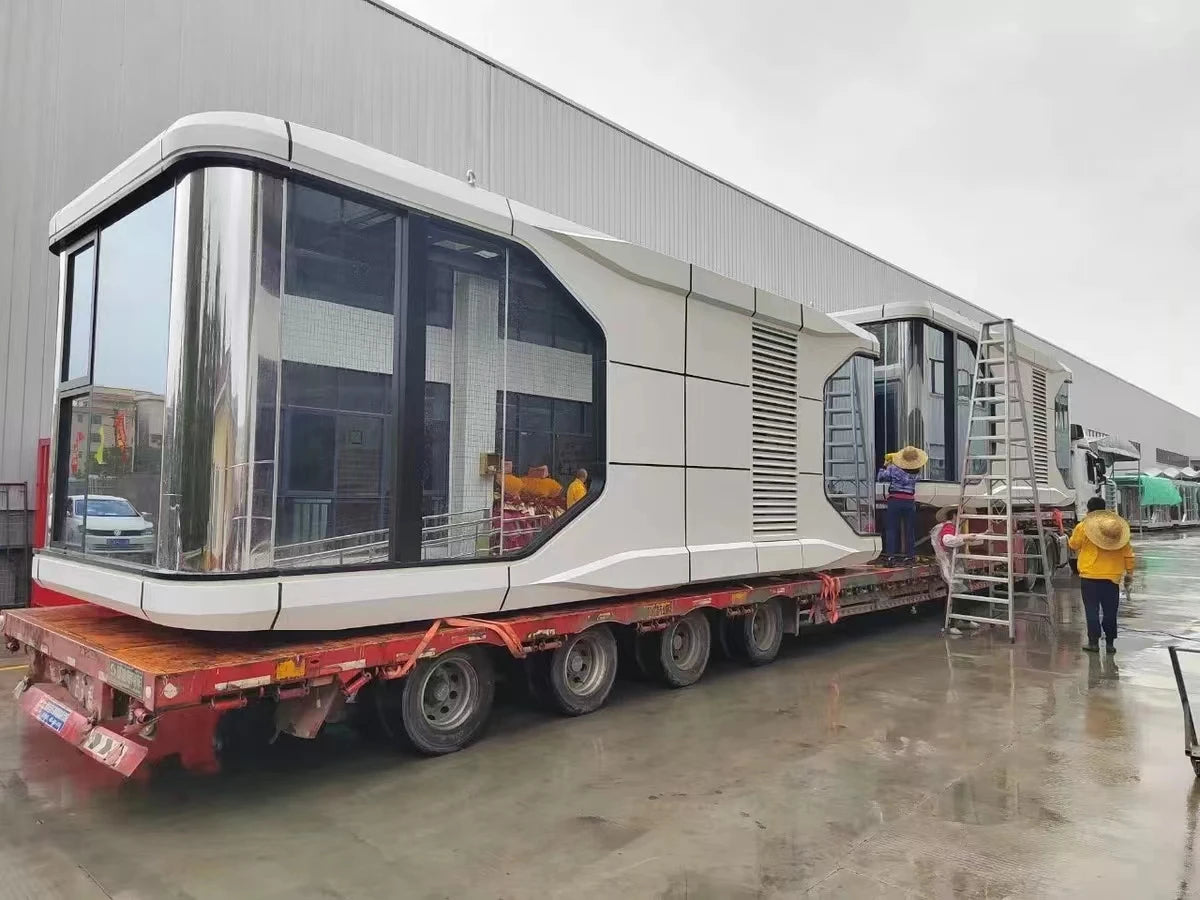 Prefabricated Kit Luxury Living Pod Cabin Modular Building Mobile Container Home Capsule Prefab House