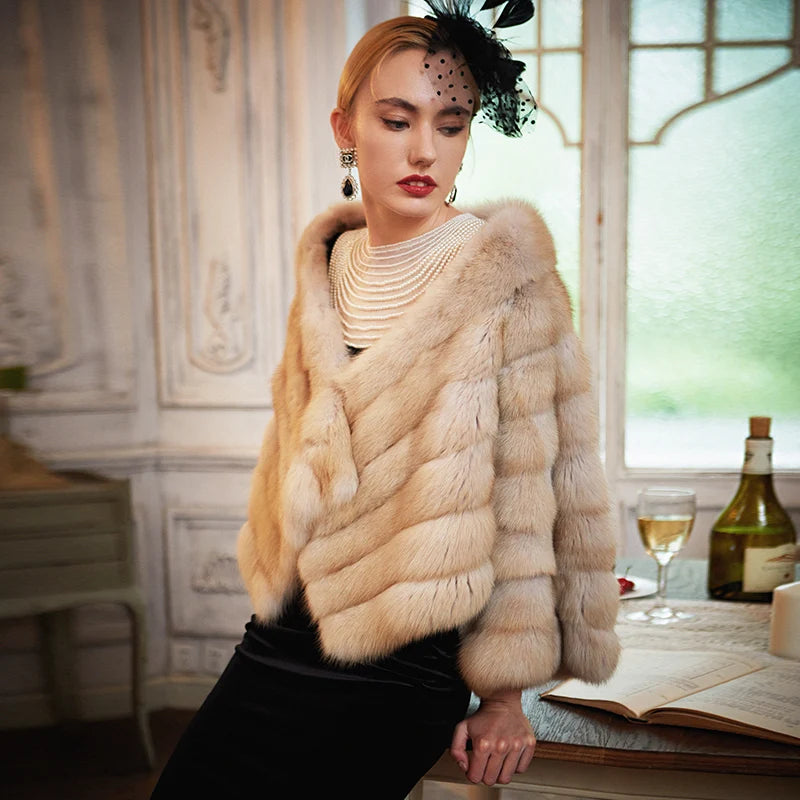 Women's Fur Coat 2223 Trend Natural Fur Short Mink Nature Color Outerwear Jackets Trench Coats New in Outdoor Clothes Clothing