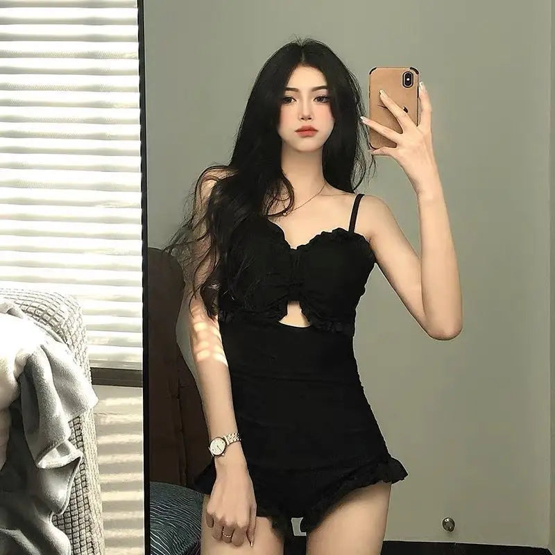 Women's One-piece Sexy Swimsuit 2024 New Korean Ins Swimsuit Conservative Belly-shading Thin Small Chest Fairy Swimsuit