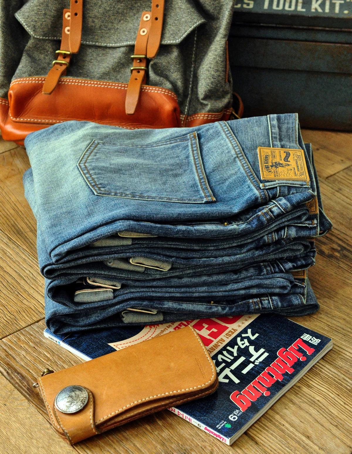 Saucezhan Mens Jeans Distressed  Moustache Effect Wash  Selvedge Denim Jeans  Motorcycle Regular Fit Straight Leg 14 Oz