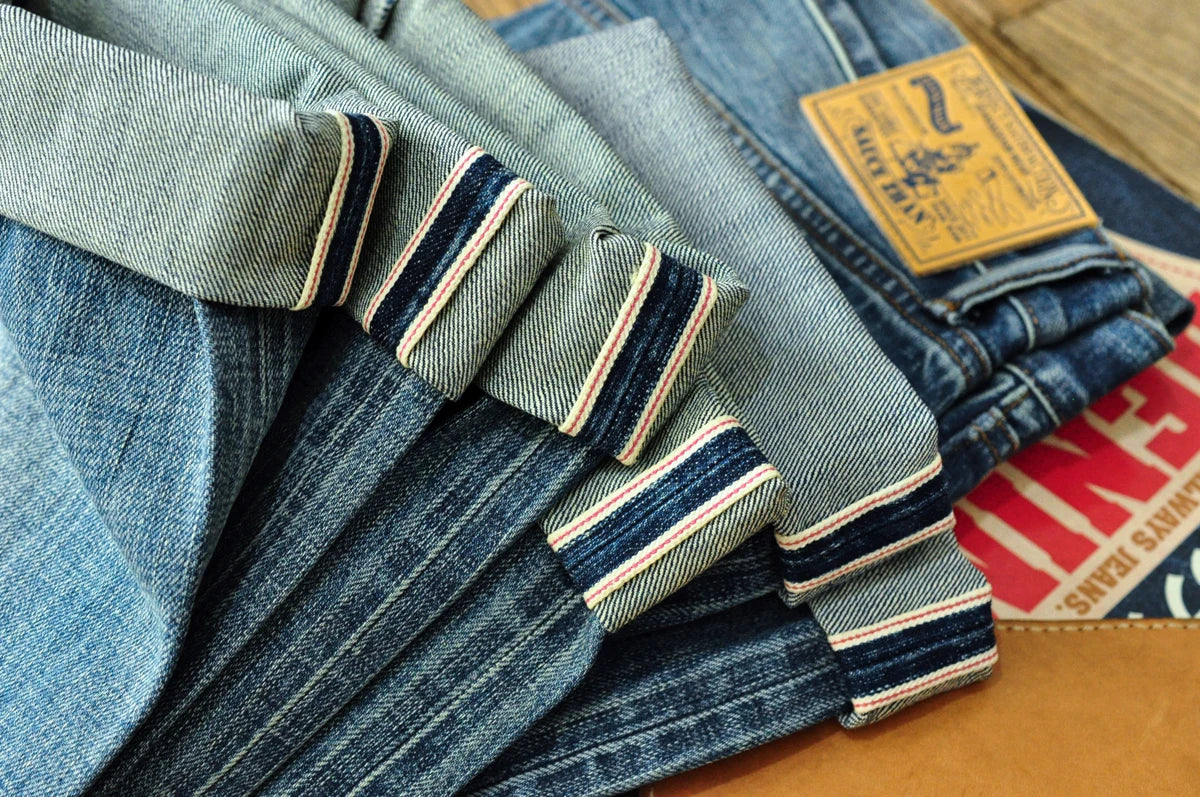 Saucezhan Mens Jeans Distressed  Moustache Effect Wash  Selvedge Denim Jeans  Motorcycle Regular Fit Straight Leg 14 Oz