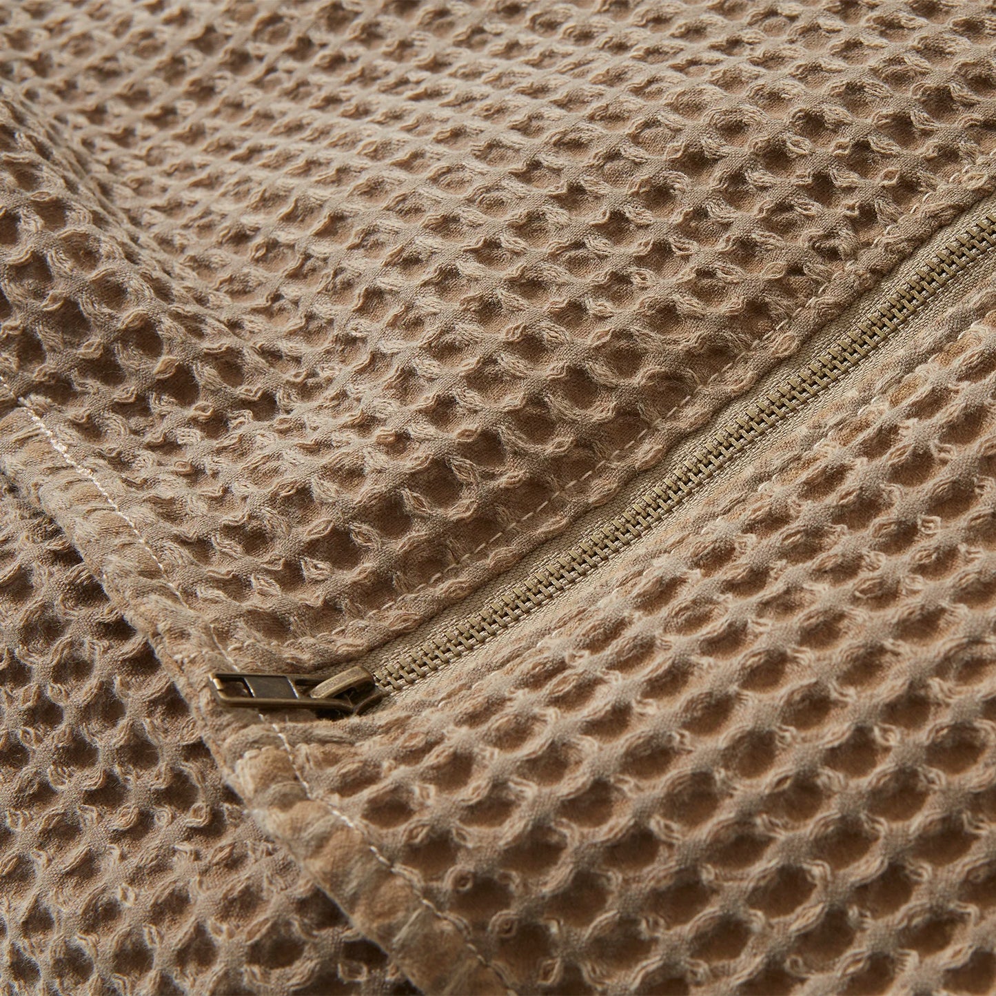 Hc3ce303c1b2c44c9b61bd9c9457e1e0fo.jpg
