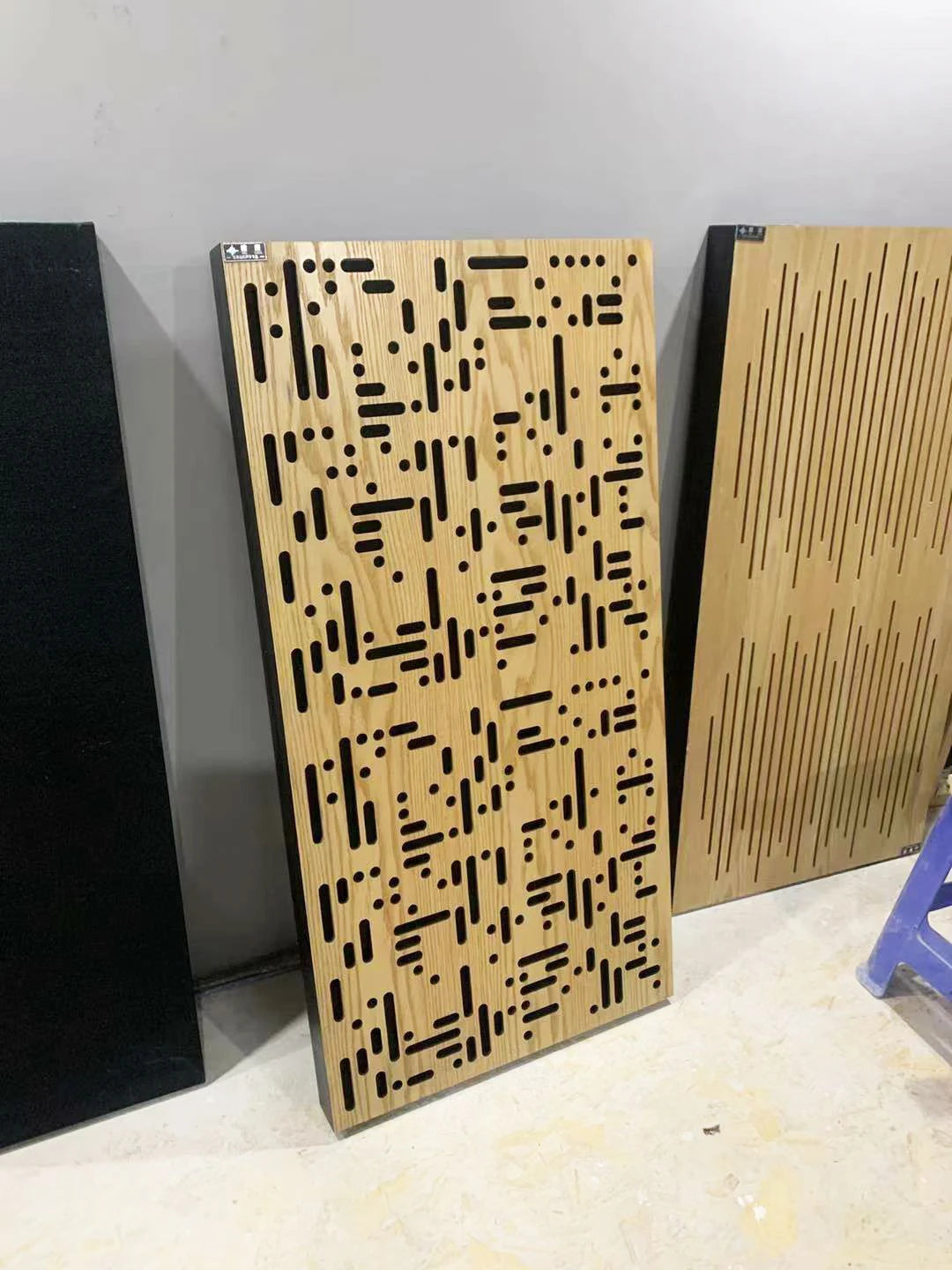 2 Pcs/Pack Singapore Professional Hall Perforated Wood Sound-Absorbing Panel 120x60cm Theatre Audience Studio Acoustic Diffuser