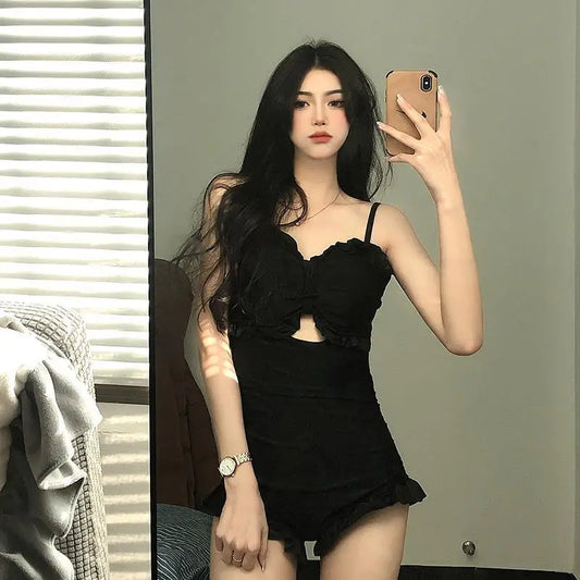 Women's One-piece Sexy Swimsuit 2024 New Korean Ins Swimsuit Conservative Belly-shading Thin Small Chest Fairy Swimsuit