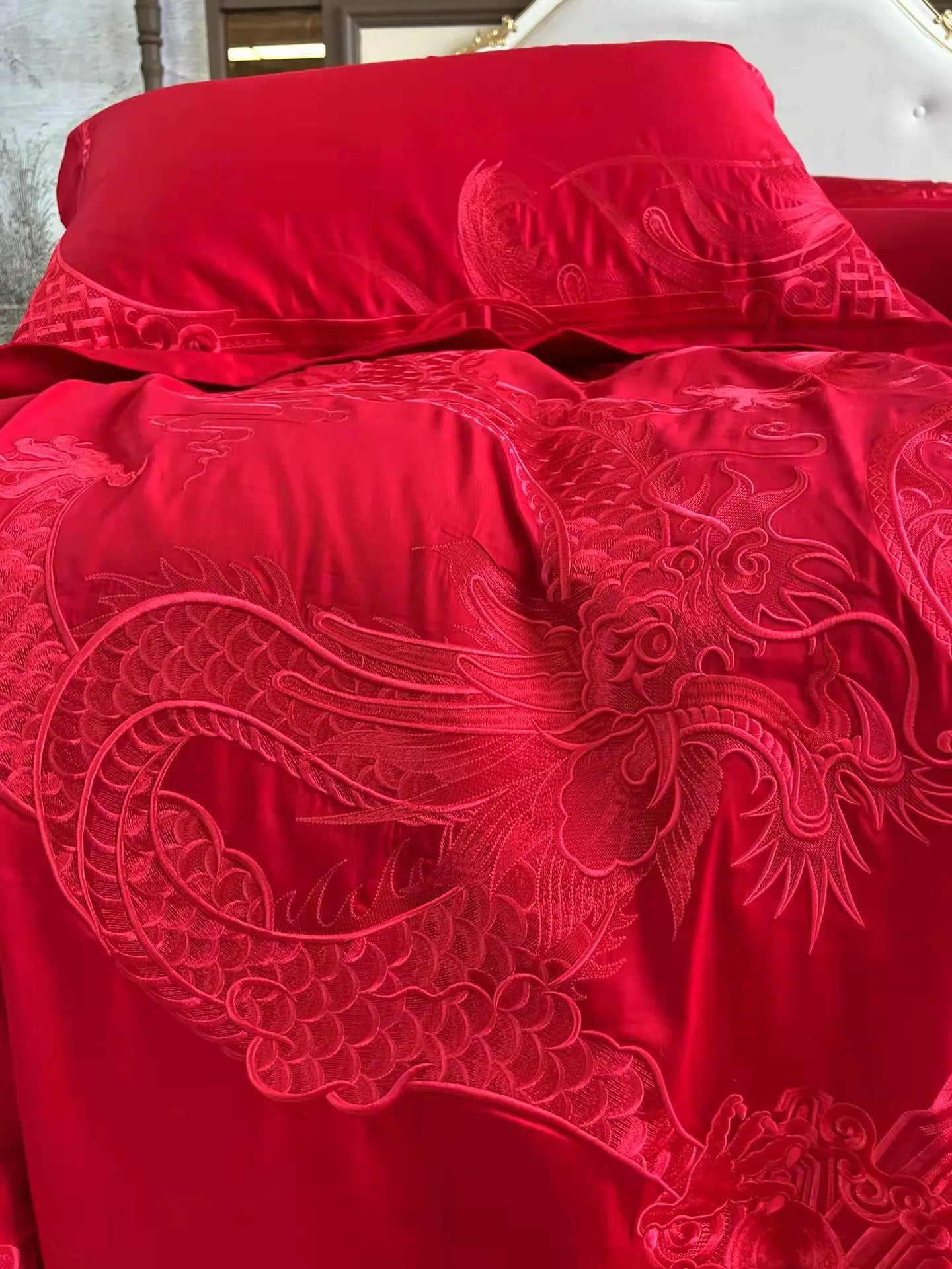 160 Thread Count Long Staple Cotton Embroidered Wedding Four Piece Set of Joyful Red Wedding Bedding Products