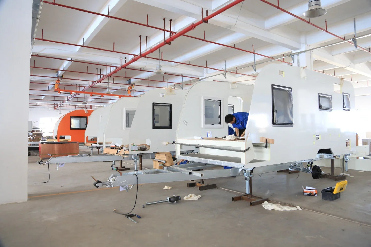 2022 Factory New High Quality Luxurious Accommodation 21ft Off Road Caravan With Toilet For Sale