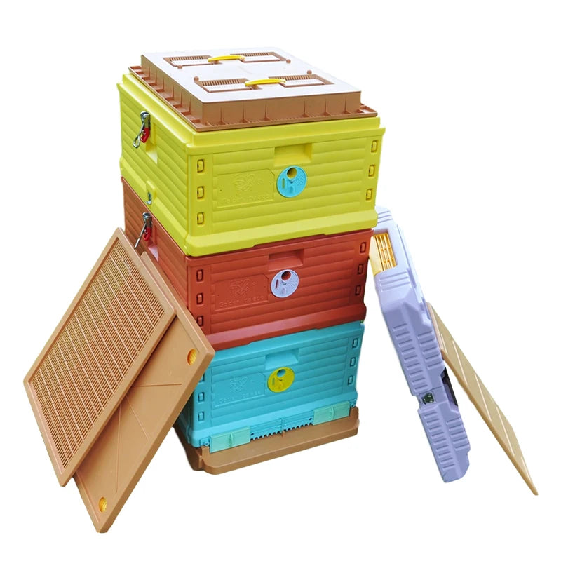 2023 Luxury 3 Layers Insulation Plastic Beehive, Super Solid Langstroth Beehive 10 Frames Plastic Beehives Top Bee Feeder
