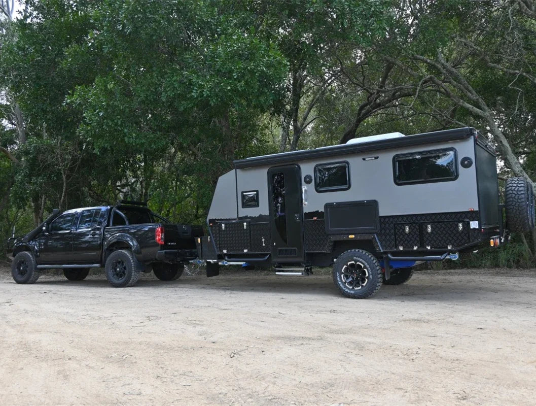 2022 factory new high quality Australian standard family travel trailer 15ft hybrid caravan with 4 berths for sale