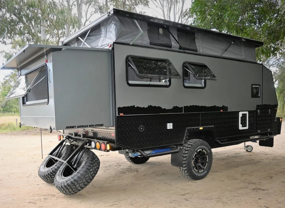 2022 factory new high quality Australian standard family travel trailer 15ft hybrid caravan with 4 berths for sale