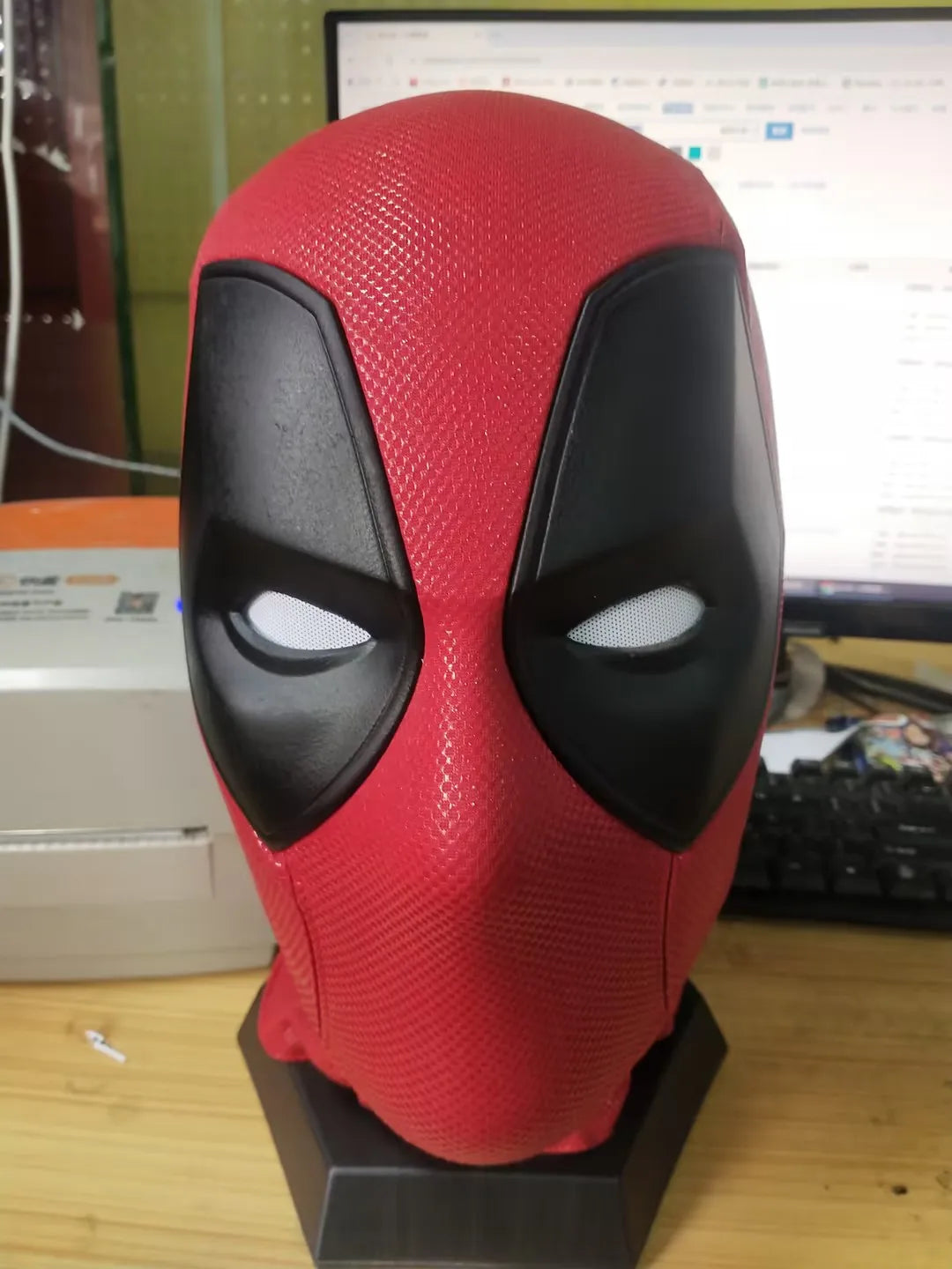 Marvel Deadpool Mask with 3D Screen Printed Fabric & 1 Pair of Magnetic Normal Eyes Halloween Cosplay Costume for Birthday Gift