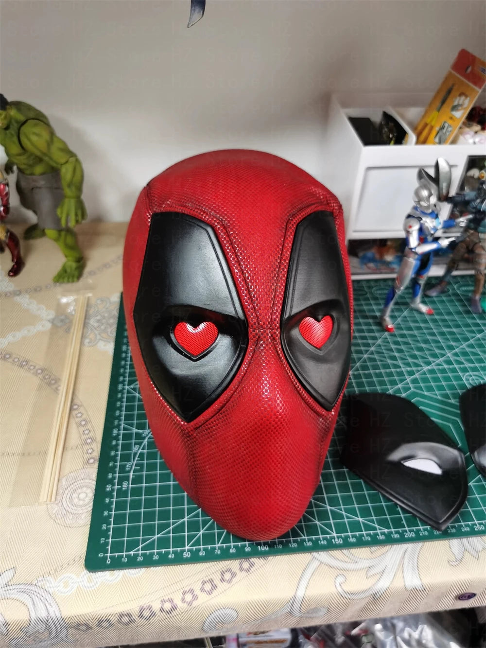Marvel Deadpool Mask with 3D Screen Printed Fabric & 1 Pair of Magnetic Normal Eyes Halloween Cosplay Costume for Birthday Gift