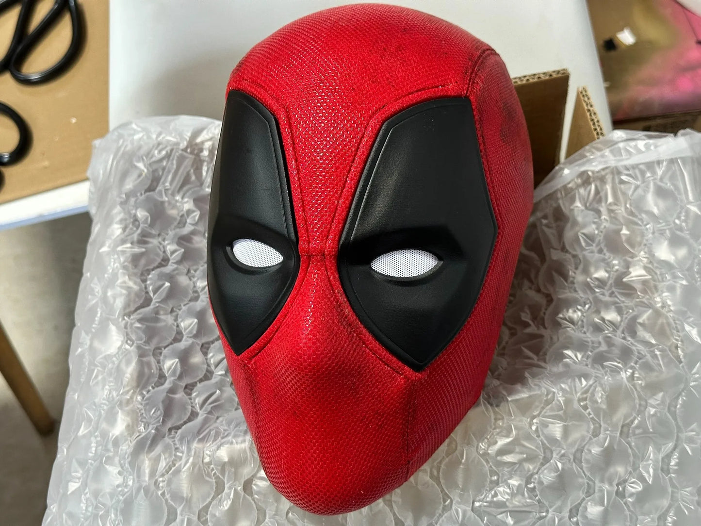 Marvel Deadpool Mask with 3D Screen Printed Fabric & 1 Pair of Magnetic Normal Eyes Halloween Cosplay Costume for Birthday Gift