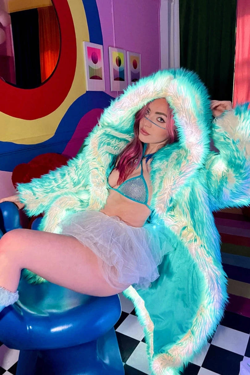 New LED Costume Faux Fur Coat Remote Controlled LED Lighting Festival And Party Costume Women Faux Fox Fur Coat