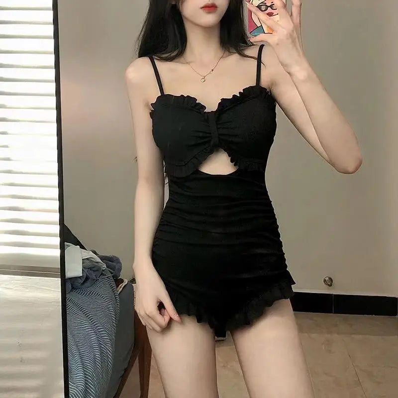 Women's One-piece Sexy Swimsuit 2024 New Korean Ins Swimsuit Conservative Belly-shading Thin Small Chest Fairy Swimsuit