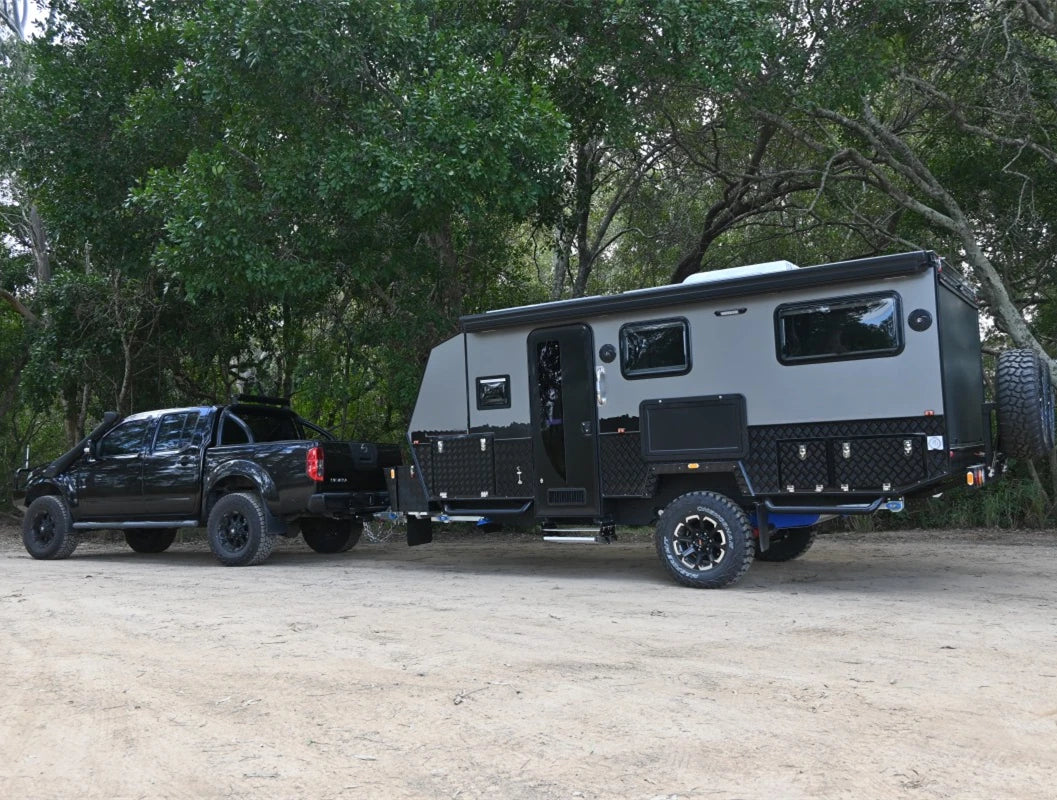 2022 factory new high quality Australian standard family travel trailer 15ft hybrid caravan with 4 berths for sale