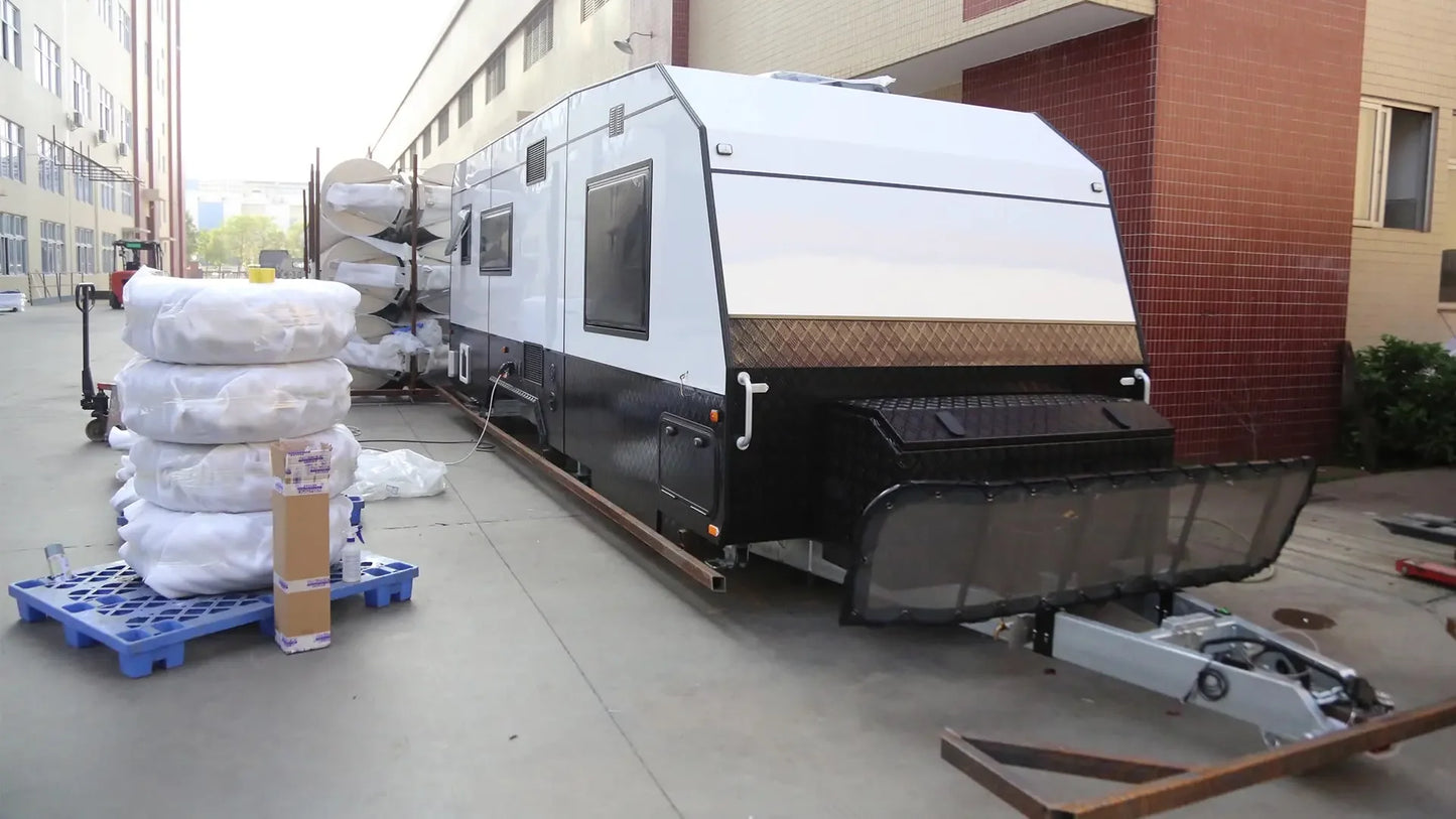 2022 Factory New High Quality Luxurious Accommodation 21ft Off Road Caravan With Toilet For Sale