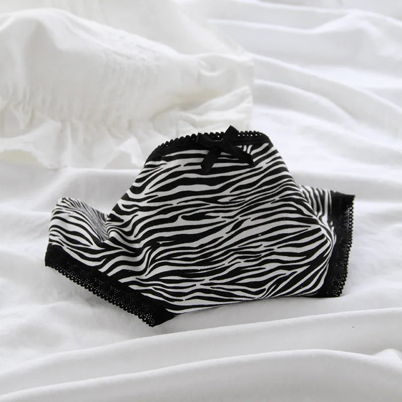 3Pcs/set Women Sexy Cotton Panties Underwear Seamless Soft Briefs Skin-Friendly Female Lingerie Mid-waist Black Underpants