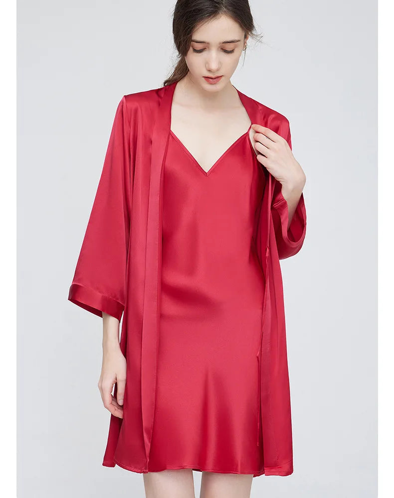 Birdtree 19MM 100%Real Silk Sleeping Robe Sling Dress, Sexy Elegant Women Fashion Night-robe Sets, V Neck Sleepwear S43918QM