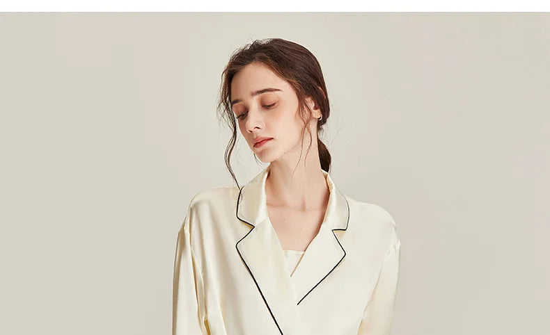 BirdTree 6A 19MM 100%Real Silk Satin Night Robe, Women Notched Neck Sash, Elegant Simple Pajama Robe, 2024 Spring Fall P469122QM