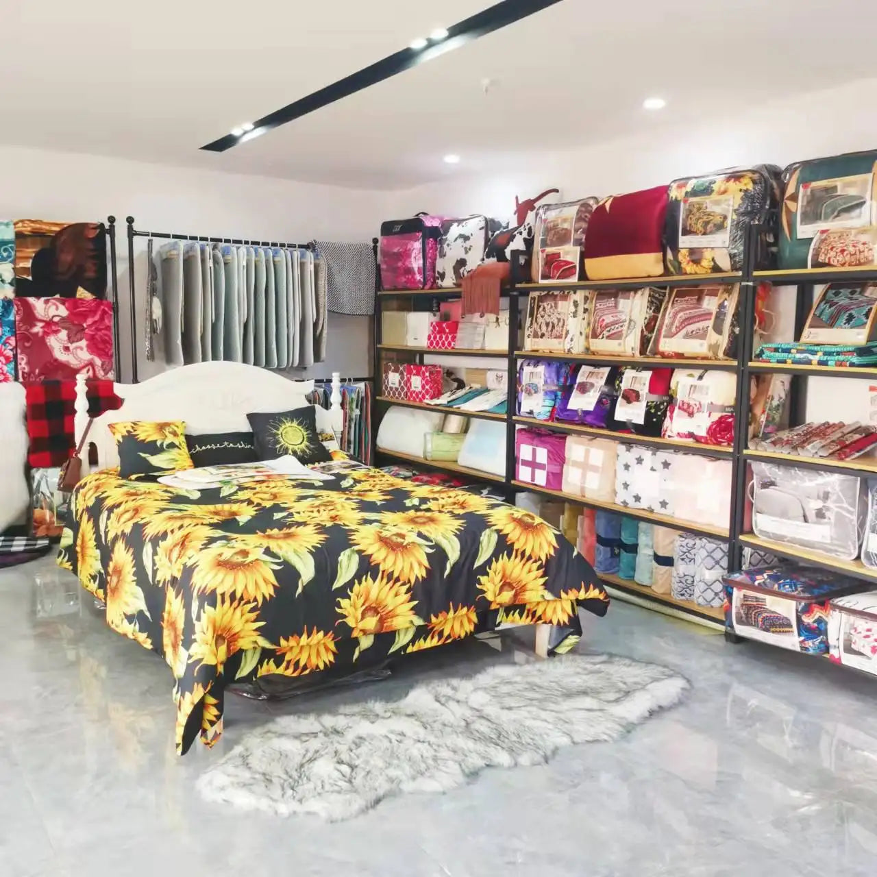 Waterproof Pet Blankets Soft Plush Throw Protects Couch Chairs Car Bed Machine Washable Dog Blanket