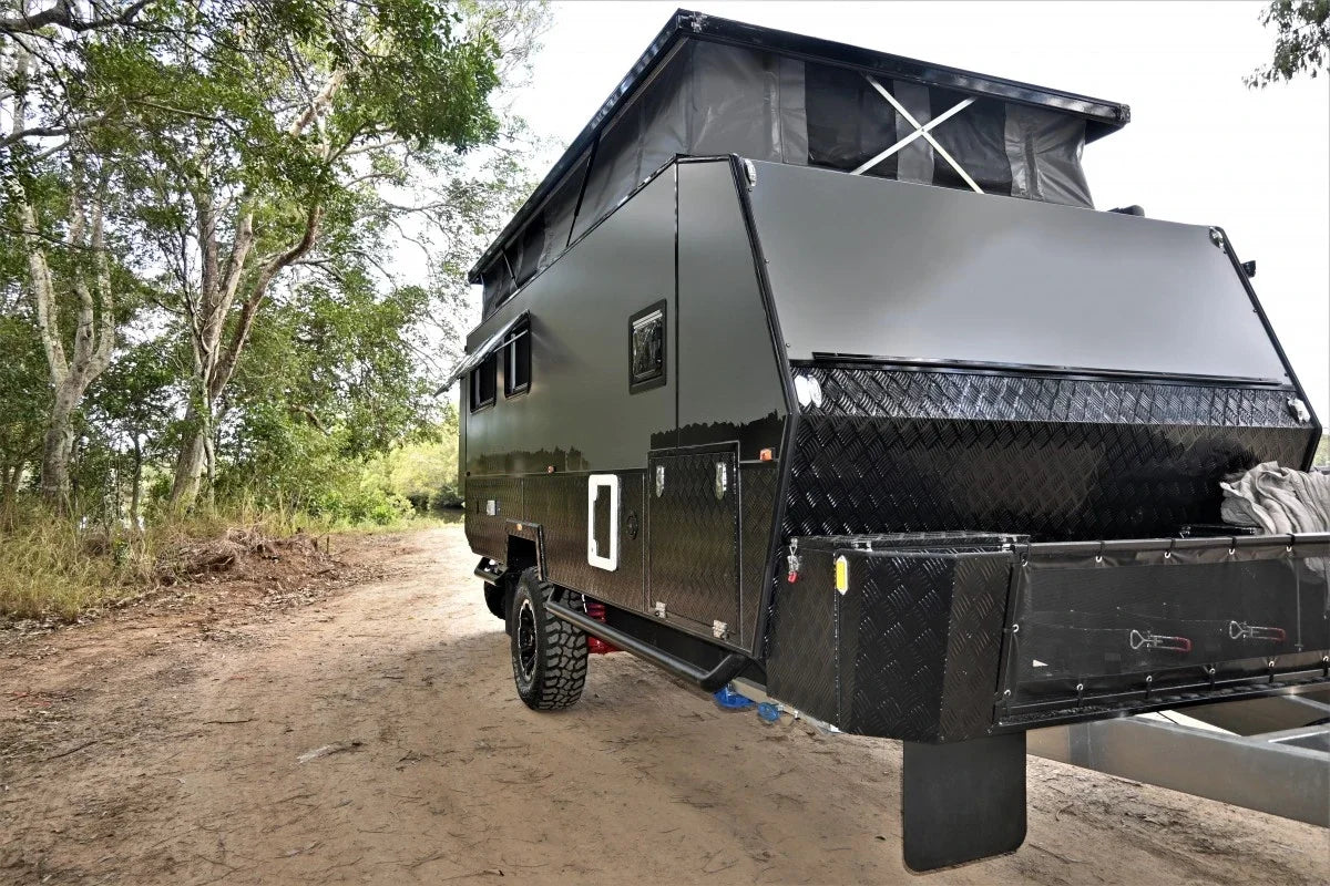 2022 factory new high quality Australian standard family travel trailer 15ft hybrid caravan with 4 berths for sale