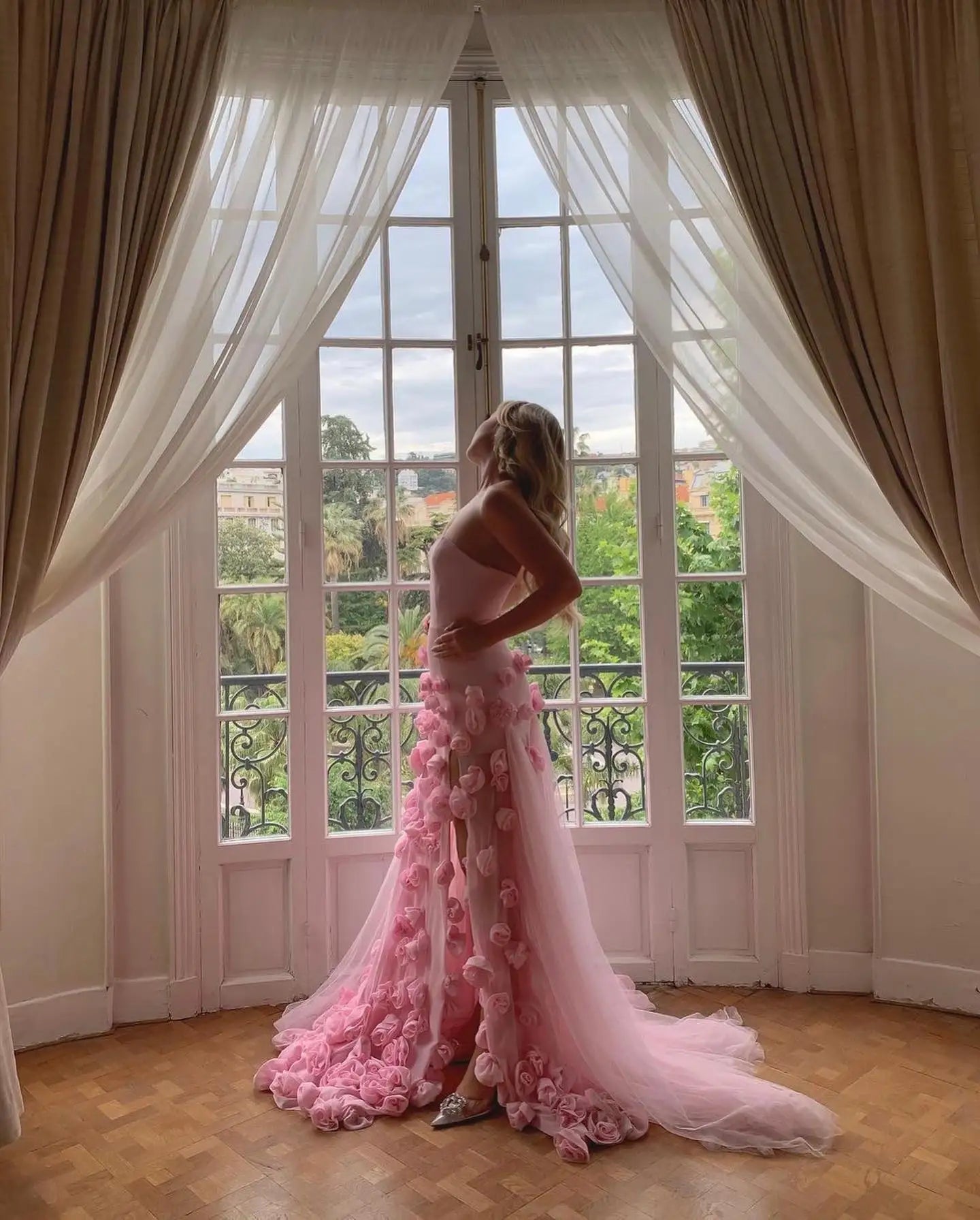 Sharon Said Custom Made Chic Baby Pink 3D Flowers Mermaid Evening Dress Elegant Sweetheart Side Slit Sexy Girls Party Gown SF009