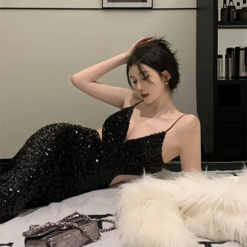 Sexy Glitter Long Black Dress Women V-neck New Year Evening Party Suspender Dress Cut-out Waist Sequin Backless Dresses Vestido